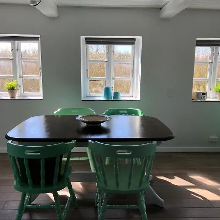 Dobbelt Beach House Langeland, 190m2, 4 Sovevaerelser, 20 M Til Strand