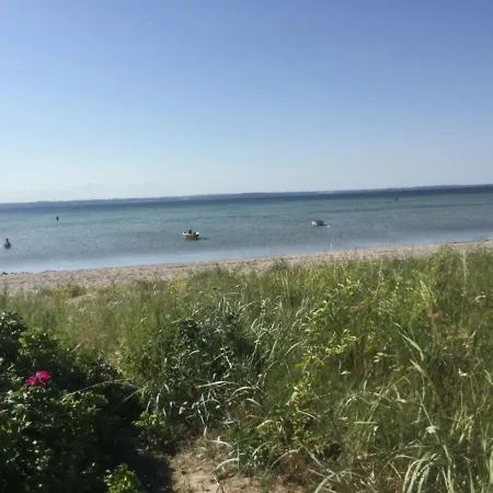 Villa Dobbelt Beach House Langeland, 190m2, 4 Sovevaerelser, 20 M Til Strand *