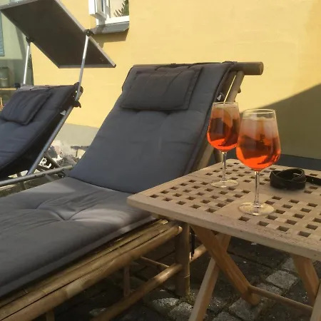 Villa Dobbelt Beach House Langeland, 190m2, 4 Sovevaerelser, 20 M Til Strand *